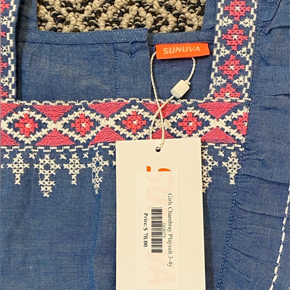 🎉 NWT! 🎉 Sunuva Girls’ Chambray Playsuit/Romper 3-4Y - Picture 2 of 4